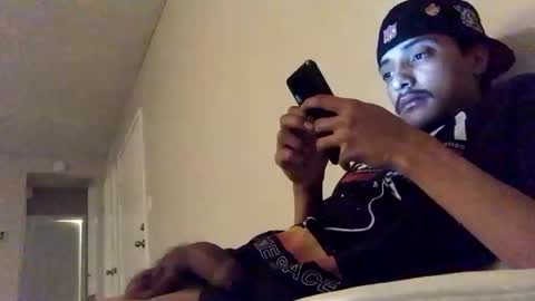 Snapshot of brownmamba97 chatting on 02-12-25, 05:37 Dickens cider97 online show from 02-12-25, 05:37