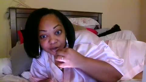 brownroundrenee online show from 10-27-25, 10:19