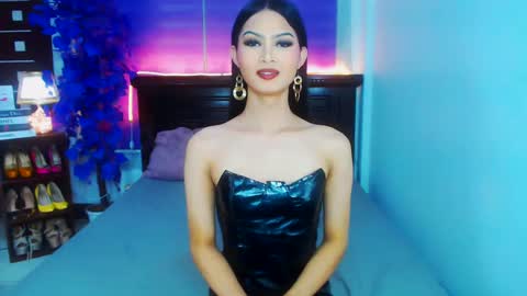 Roberta  GODDESS OF PLEASURE AND SEXUALDESIRE   online show from 12-10-24, 11:11