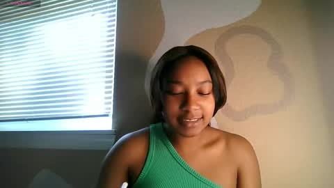Snapshot of brownsugarcutie3 chatting on 04-23-26, 07:05 Brownsuagrcutie online show from 04-23-26, 07:05