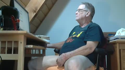 Snapshot of brubar chatting on 07-22-26, 03:15 brubar online show from 07-22-26, 03:15