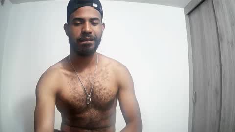 bruce_1111 online show from 12-17-25, 04:24