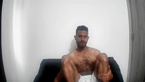 bruce_1111 online show from 03-18-26, 06:33