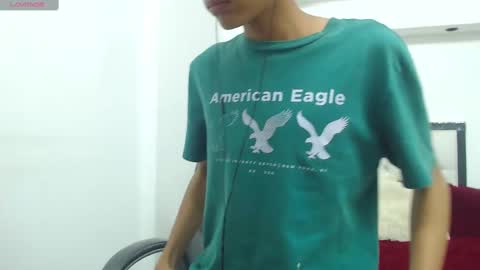 Snapshot of bruce_twink chatting on 02-14-25, 01:08 B R U C E T W I N K online show from 02-14-25, 01:08