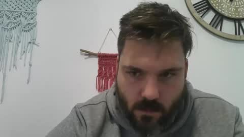 Snapshot of bruce_wayne34 chatting on 01-29-25, 09:01 Bruce Wayne online show from 01-29-25, 09:01