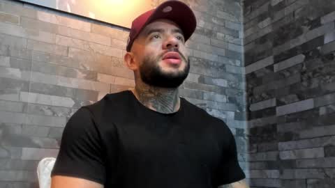 Snapshot of brucedallas chatting on 01-08-26, 03:53 brucedallas online show from 01-08-26, 03:53