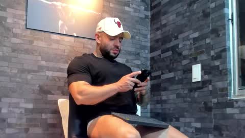 Snapshot of brucedallas chatting on 02-14-26, 03:47 brucedallas online show from 02-14-26, 03:47