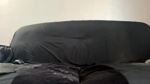Snapshot of bruceishorny_ chatting on 04-12-26, 11:15 Instagram bruce88x online show from 04-12-26, 11:15