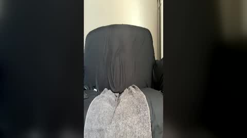 Snapshot of bruceishorny_ chatting on 06-15-26, 03:14 Instagram bruce88x online show from 06-15-26, 03:14
