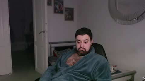 Snapshot of brucemf chatting on 12-12-24, 03:59 Bruce online show from 12-12-24, 03:59