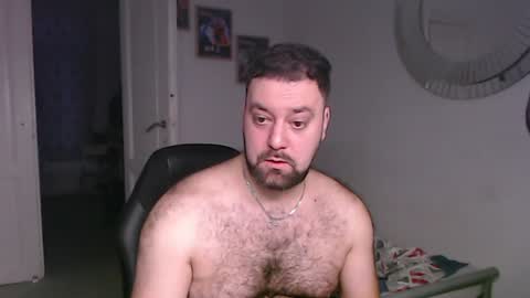 Snapshot of brucemf chatting on 12-19-24, 03:52 Bruce online show from 12-19-24, 03:52