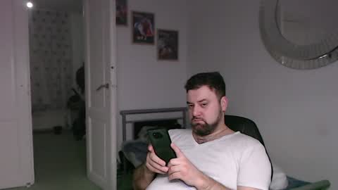 Snapshot of brucemf chatting on 01-05-25, 04:16 Bruce online show from 01-05-25, 04:16