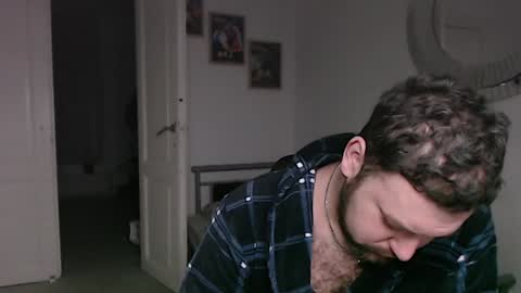 Snapshot of brucemf chatting on 01-17-25, 08:22 Bruce online show from 01-17-25, 08:22