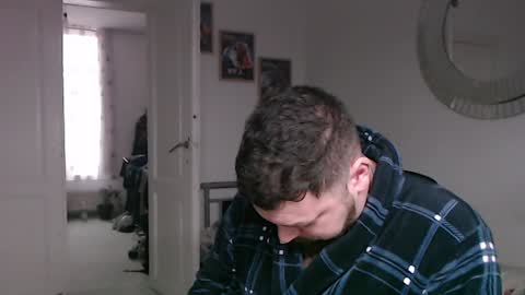 Snapshot of brucemf chatting on 02-05-25, 01:33 Bruce online show from 02-05-25, 01:33