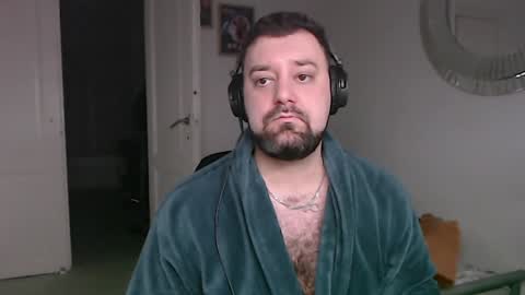 Snapshot of brucemf chatting on 02-09-25, 12:17 Bruce online show from 02-09-25, 12:17