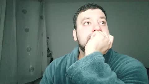 Snapshot of brucemf chatting on 09-15-25, 06:41 Bruce online show from 09-15-25, 06:41