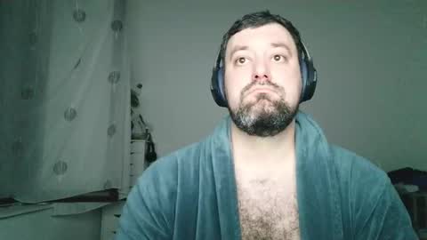 Snapshot of brucemf chatting on 09-17-25, 07:26 Bruce online show from 09-17-25, 07:26