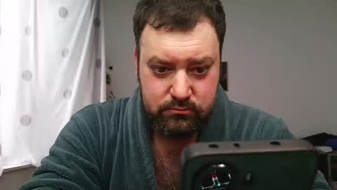 Snapshot of brucemf chatting on 09-18-25, 04:42 Bruce online show from 09-18-25, 04:42