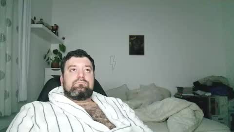 Snapshot of brucemf chatting on 09-29-25, 07:08 Bruce online show from 09-29-25, 07:08