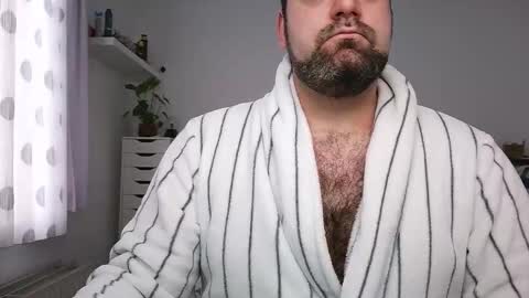 Snapshot of brucemf chatting on 11-23-25, 08:58 Bruce online show from 11-23-25, 08:58