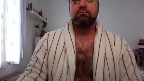 Snapshot of brucemf chatting on 11-30-25, 10:08 Bruce online show from 11-30-25, 10:08