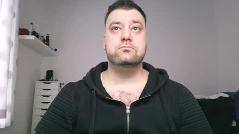 Snapshot of brucemf chatting on 02-05-26, 02:43 Bruce online show from 02-05-26, 02:43