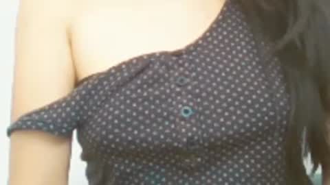 Snapshot of brunela chatting on 06-23-26, 07:39 brunela online show from 06-23-26, 07:39