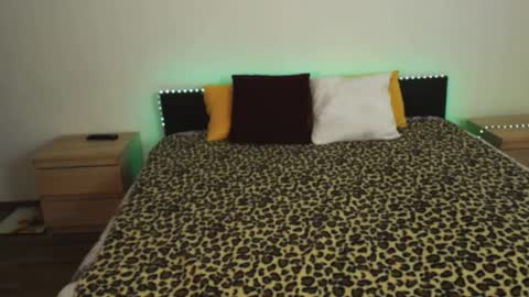 Ellis online show from 01-24-25, 06:46