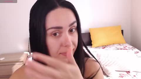 Snapshot of brunettgirl_ chatting on 07-27-26, 05:58 Ellis online show from 07-27-26, 05:58