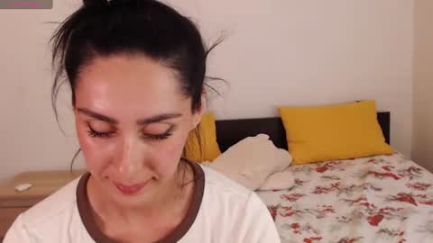 Snapshot of brunettgirl_ chatting on 07-29-26, 05:33 Ellis online show from 07-29-26, 05:33