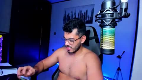 Snapshot of bruno_diaz31 chatting on 12-22-24, 11:31 Bruno online show from 12-22-24, 11:31