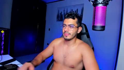 Snapshot of bruno_diaz31 chatting on 12-24-24, 03:05 Bruno online show from 12-24-24, 03:05
