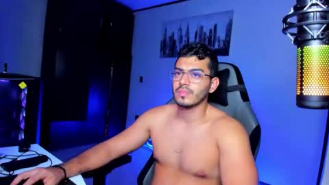 Snapshot of bruno_diaz31 chatting on 12-25-24, 11:20 Bruno online show from 12-25-24, 11:20