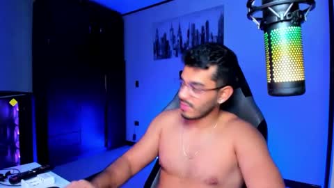 Snapshot of bruno_diaz31 chatting on 12-29-24, 12:41 Bruno online show from 12-29-24, 12:41