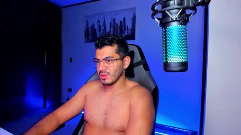 Snapshot of bruno_diaz31 chatting on 01-02-25, 04:30 Bruno online show from 01-02-25, 04:30
