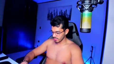Snapshot of bruno_diaz31 chatting on 01-12-25, 05:03 Bruno online show from 01-12-25, 05:03
