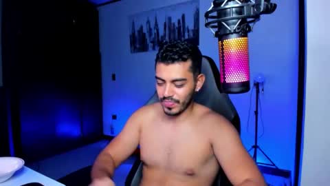 Snapshot of bruno_diaz31 chatting on 01-26-25, 11:50 Bruno online show from 01-26-25, 11:50