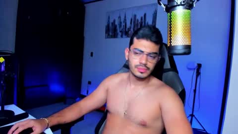 Snapshot of bruno_diaz31 chatting on 02-07-25, 11:01 Bruno online show from 02-07-25, 11:01