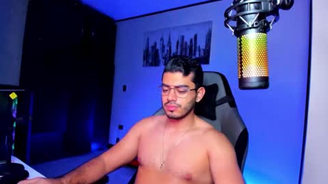 Snapshot of bruno_diaz31 chatting on 02-20-25, 12:04 Bruno online show from 02-20-25, 12:04
