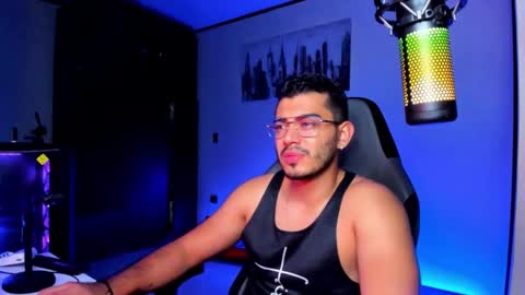 Snapshot of bruno_diaz31 chatting on 03-04-25, 04:17 Bruno online show from 03-04-25, 04:17