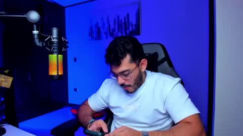 Snapshot of bruno_diaz31 chatting on 10-14-25, 03:29 Bruno online show from 10-14-25, 03:29