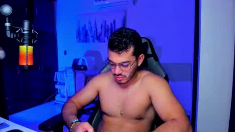 Snapshot of bruno_diaz31 chatting on 10-20-25, 04:02 Bruno online show from 10-20-25, 04:02