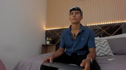 Bruno online show from 06-11-26, 08:18