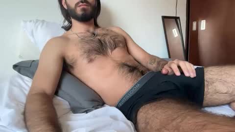 Snapshot of brunobaibe3399 chatting on 05-10-26, 03:06 Sebastian online show from 05-10-26, 03:06