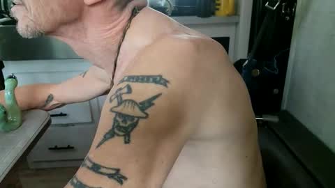 Snapshot of brushsquach chatting on 12-01-25, 06:46 Steve... aka SkinnieDippin aka TimberTramp online show from 12-01-25, 06:46