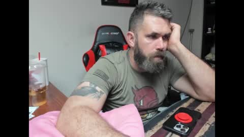 Snapshot of brutalmaster1983 chatting on 07-04-26, 07:31 BRUTALMASTER1983 online show from 07-04-26, 07:31