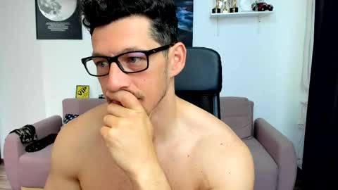 Snapshot of brutusk1 chatting on 05-26-26, 05:14 Brutus K online show from 05-26-26, 05:14