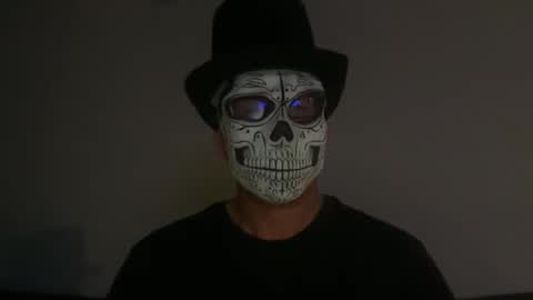 Snapshot of brwnmexxx chatting on 05-10-26, 05:23 brwnmexxx online show from 05-10-26, 05:23