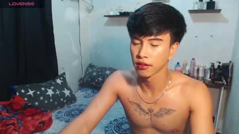 Snapshot of bryan_________ chatting on 05-20-26, 05:24 BRYAN JEMY online show from 05-20-26, 05:24