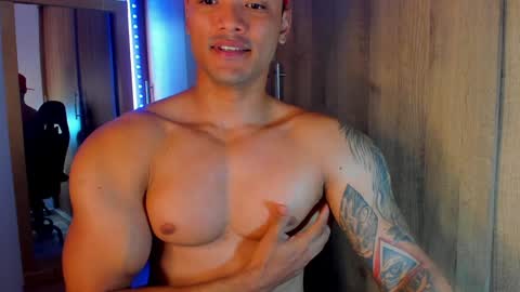 Snapshot of bryan_boy_ chatting on 12-21-24, 03:42 bryan online show from 12-21-24, 03:42